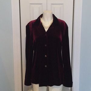 Sag Harbor blouse in velvet burgundy.